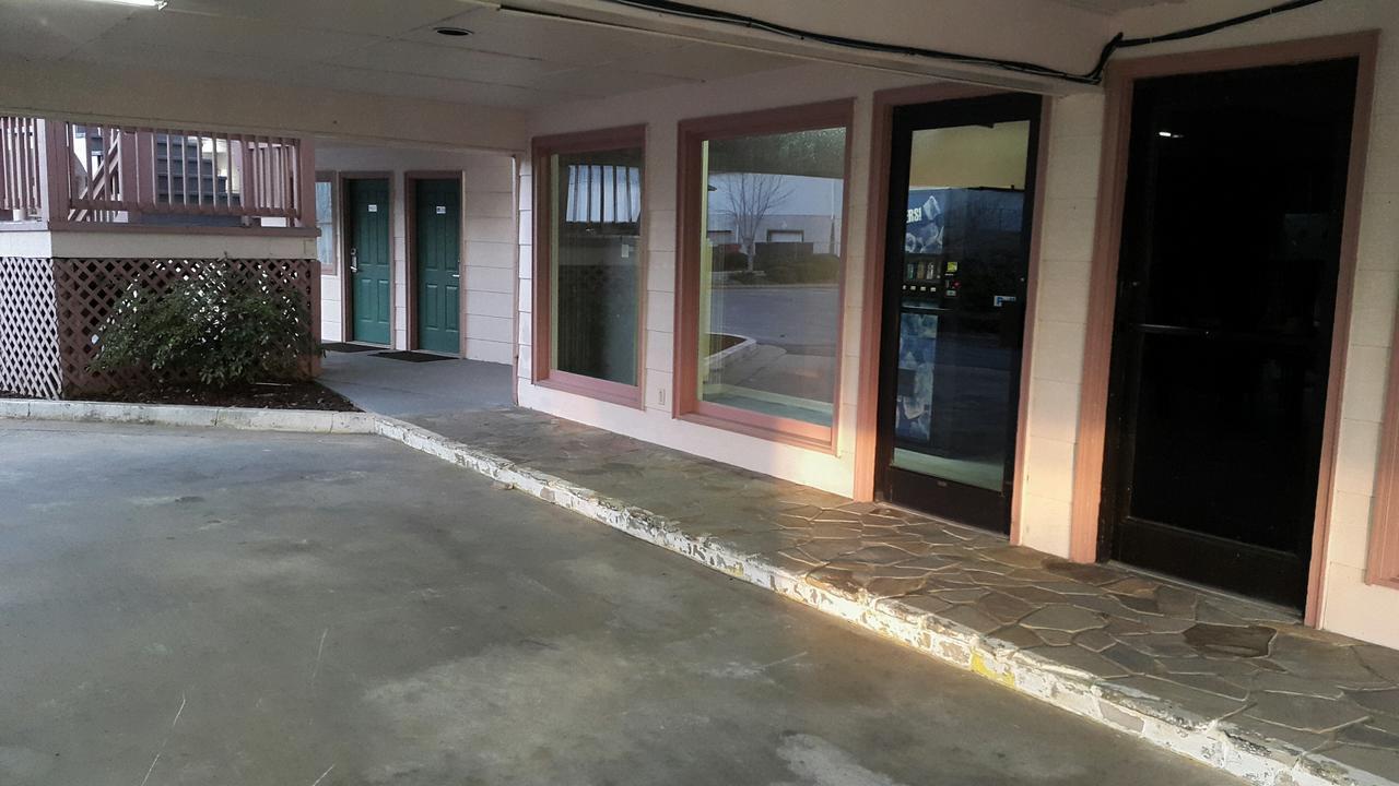 Mountain Valley Inn Dillard Exterior foto