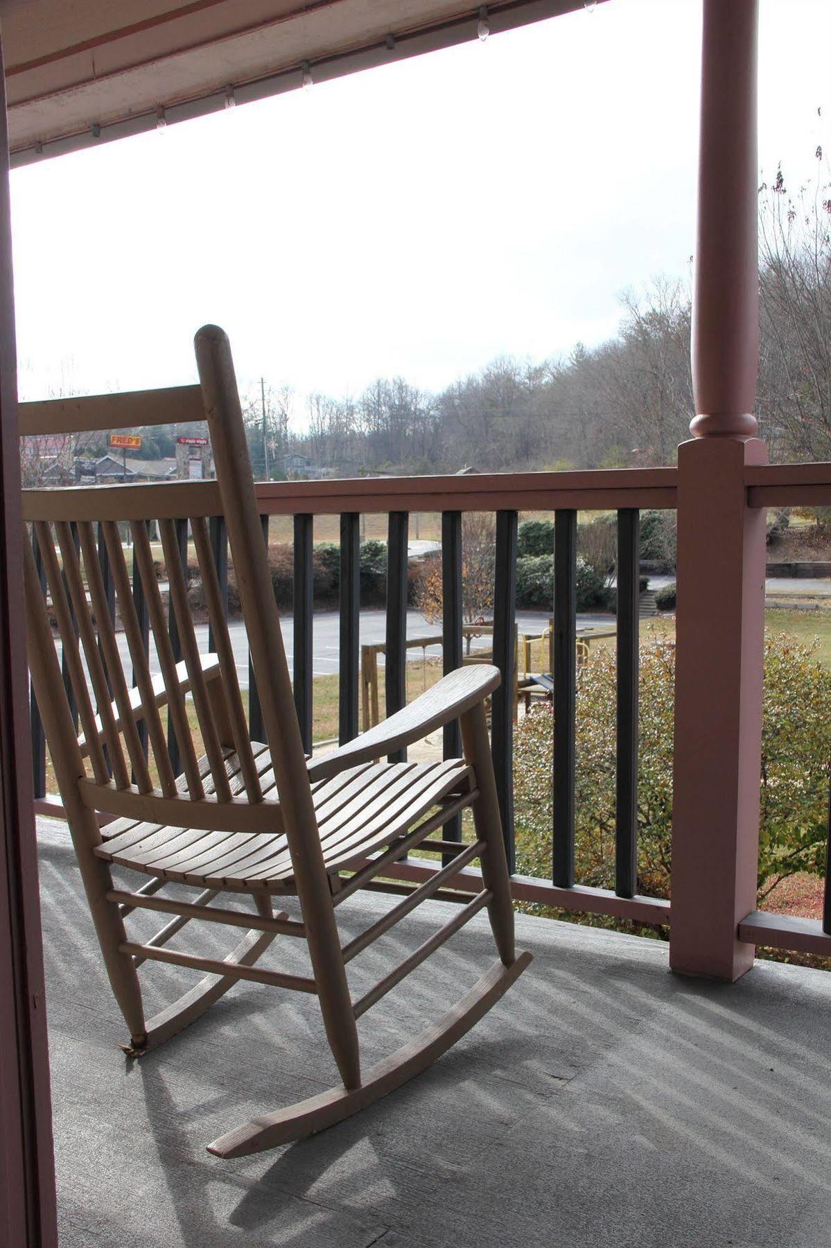 Mountain Valley Inn Dillard Exterior foto
